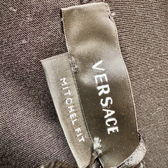 Men’s Versace T-Shirt - Picture 4 of 8